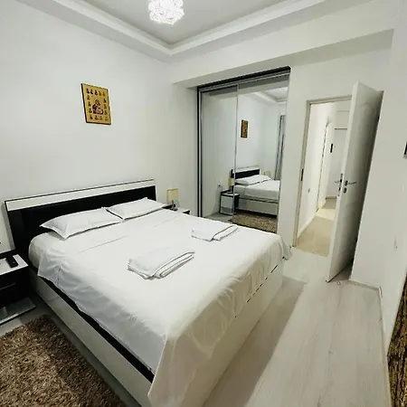 Apartament Rb Unique *